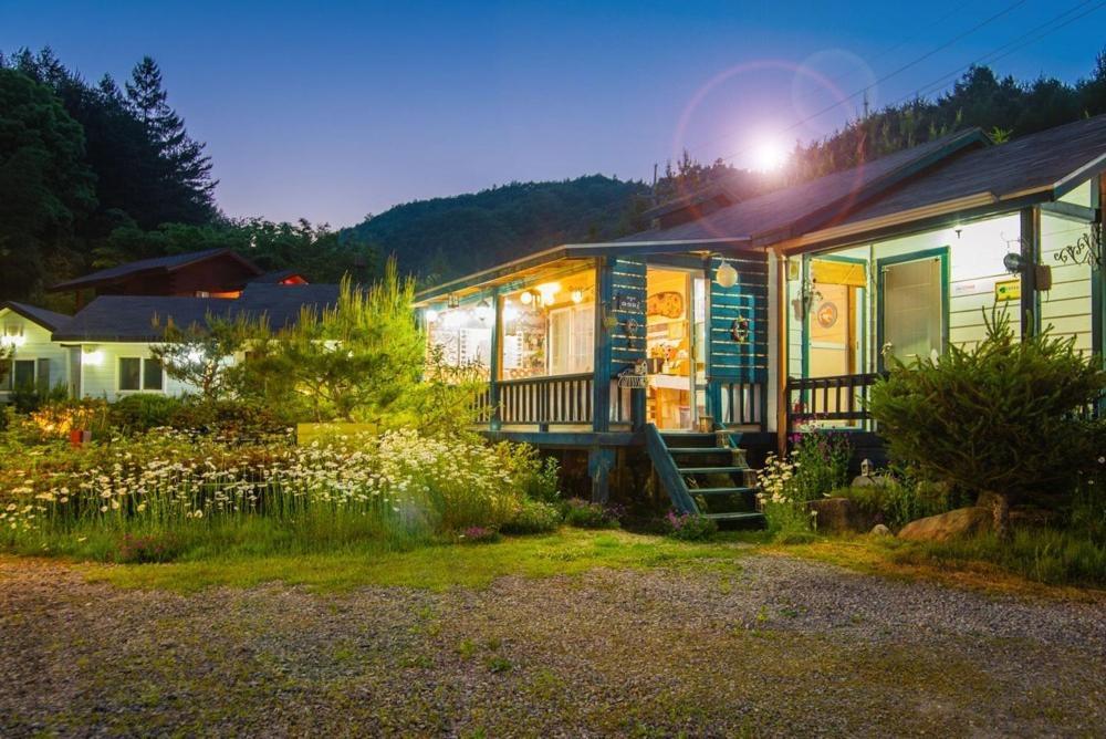 Pyeongchang Zermatt Pension Family, Couple Exterior foto